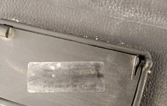 Volkswagen PASSAT B6 Parcel shelf load cover 9937000039