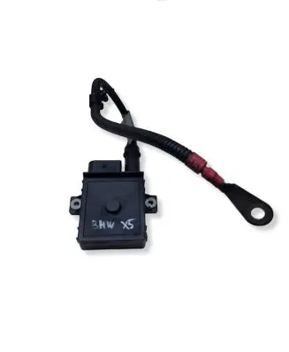 BMW X5 E70 Glow plug pre-heat relay 756090002C 779320103