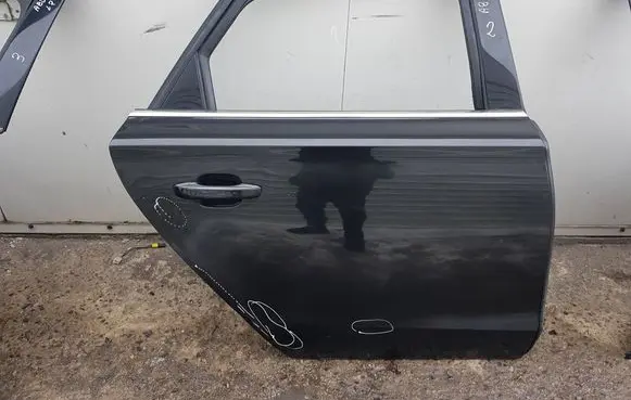 Audi A8 S8 D4 4H Rear door 