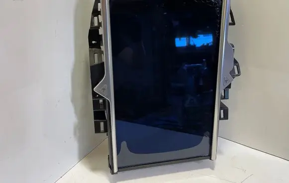 Tesla Model S Screen/display/small screen 100477700E