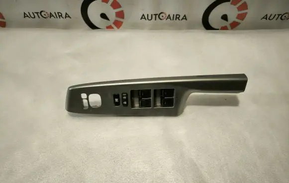 Toyota Prius+ (ZVW40) Electric window control switch