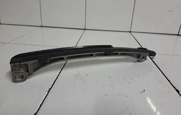 Toyota Avensis T270 Slide rail for timing chain 0R020