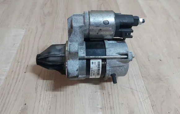 Toyota Aygo AB40 Starter motor 28100-0Q090-B