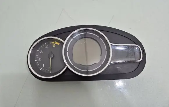 Renault Megane III Speedometer (instrument cluster) RNI248100054R