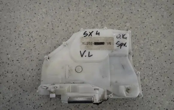 Suzuki SX4 Rear door lock 
