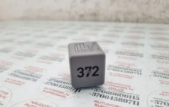 Audi A6 S6 C5 4B Other relay 4D0951253