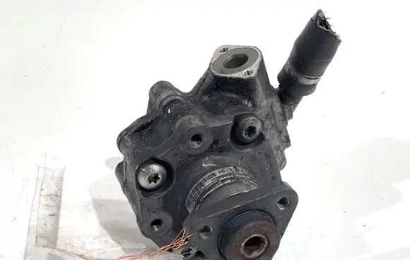 Audi A4 S4 B8 8K Power steering pump 
