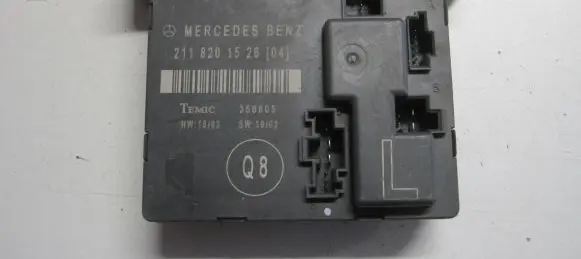 Mercedes-Benz E W211 Door control unit/module 2118201526