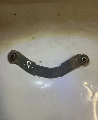 Jeep Compass Rear control arm 05105271ACA