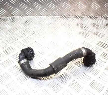 BMW 5 G30 G31 Engine coolant pipe/hose 8602626