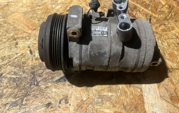 Nissan Navara D23 Air conditioning (A/C) compressor (pump) 926004JA1A