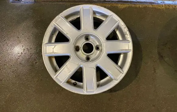 Volkswagen Polo R15 alloy rim 6K0601025AB