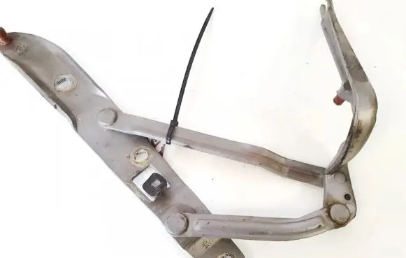 BMW 5 E39 Tailgate/trunk/boot hinge 41518159397