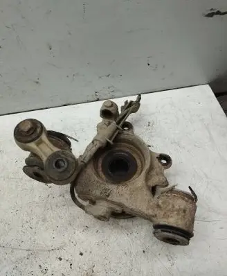 Audi A6 S6 C5 4B Rear wheel hub spindle/knuckle 