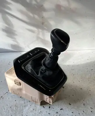 Opel Corsa F Gear selector/shifter in gearbox 
