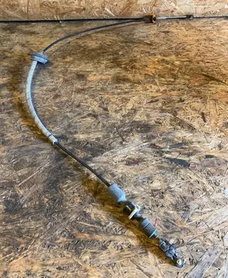 Chevrolet Captiva Gear shift cable linkage 066F14