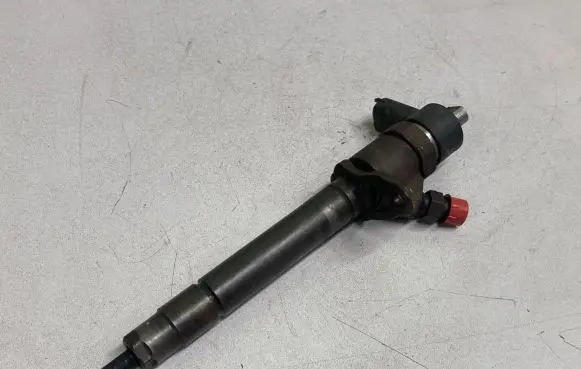 Volvo S60 Fuel injector 0445110251 30750283