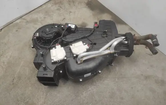 Dodge Durango III Interior heater climate box assembly 68186198AD