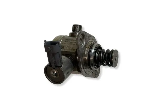 Land Rover Range Rover L405 Fuel injection high pressure pump 0261520198