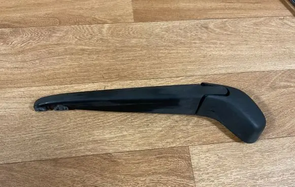 Volvo V50 Rear wiper blade arm 4N51104178 8662745
