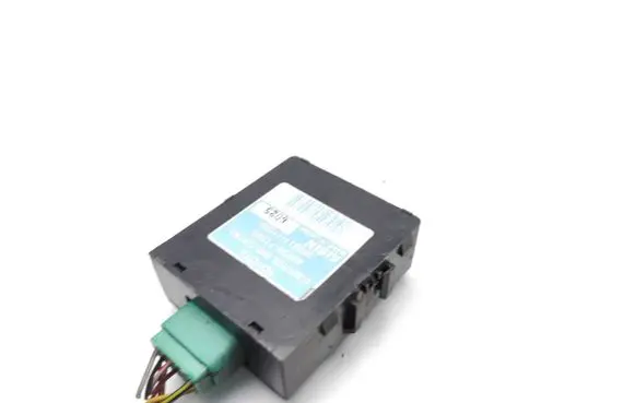 Toyota Hilux (AN10, AN20, AN30) Transfer box differential control unit 8953371020 36381111020