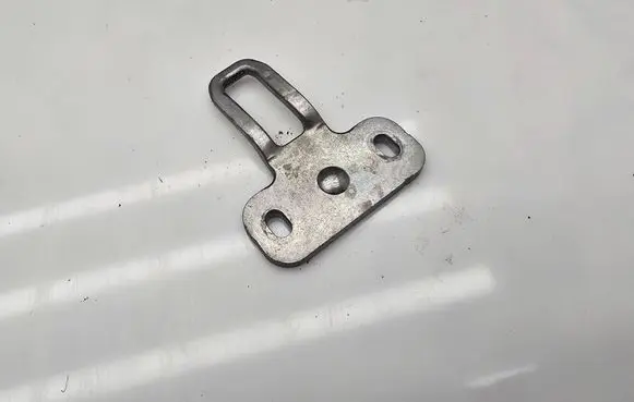 Mercedes-Benz Sprinter W907 W910 Loading door lock loop/hook striker A9107430000