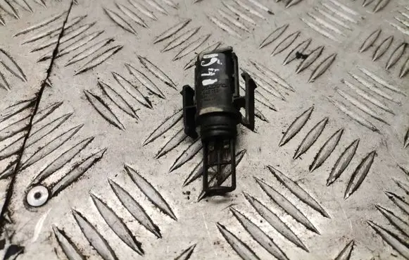 Volvo S80 Intake air temperature sensor 9445153