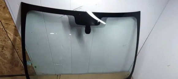 Renault Clio IV Front windscreen/windshield window 43R00420 DOT511M1382AS1