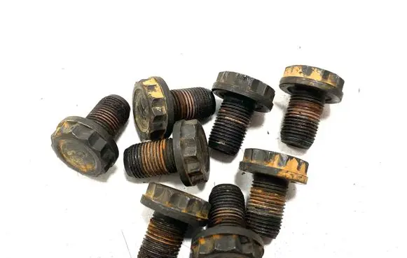 KIA Sorento Nuts/bolts 