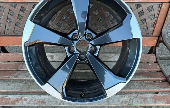 Audi Q5 SQ5 R20 alloy rim 
