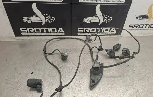 Mercedes-Benz R W251 Parking sensor (PDC) wiring loom 