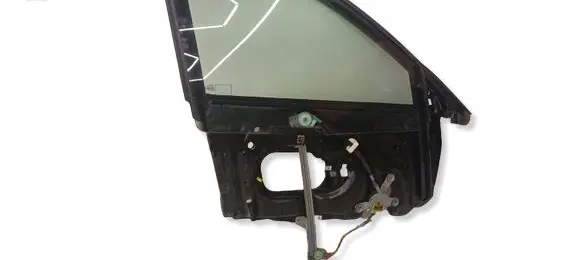 Audi A8 S8 D2 4D Front door window glass four-door 