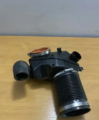 Intake resonator
