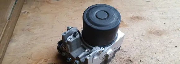 Lexus GS 300 350 430 450H ABS Pump 4454030100 8954130260