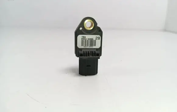 Toyota Auris 150 Airbag deployment crash/impact sensor 89831-02080