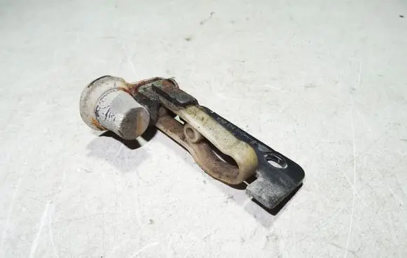 Volkswagen Caddy Sliding door check strap stopper 2K0843414A