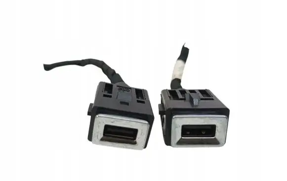 Citroen C4 Grand Picasso USB socket connector 