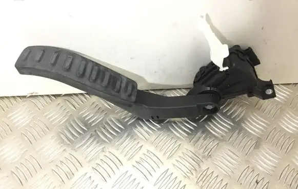 Porsche Cayenne (92A) Accelerator throttle pedal 7L0723507D