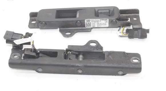 Audi A5 Convertible roof lock/latch 8W7871443A 8W7871444A