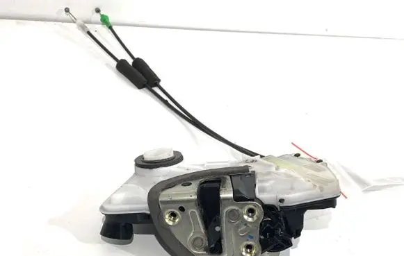 Toyota Aygo AB40 Front door lock 