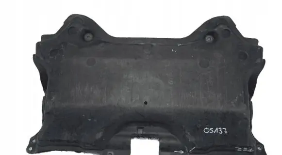Mercedes-Benz C AMG W204 Engine splash shield/under tray A2125201323