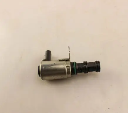 Chrysler Pacifica Camshaft vanos timing valve 05047901AC
