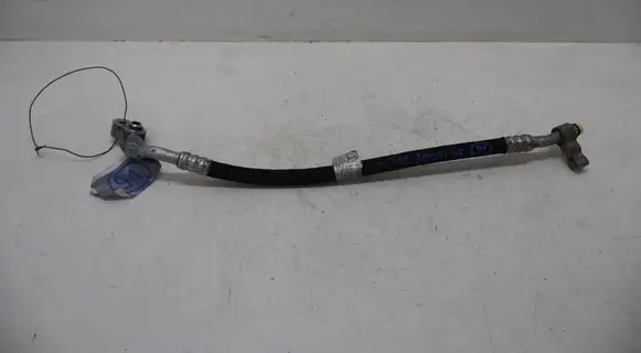 Mercedes-Benz CLS C219 Air conditioning (A/C) pipe/hose A2118304015