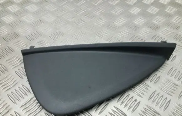 Seat Altea Dashboard side end trim 5P0857086A 5P0857086B