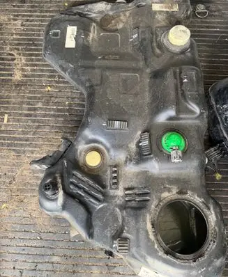 Citroen C5 Aircross Fuel tank 31303978 2529688 615747946
