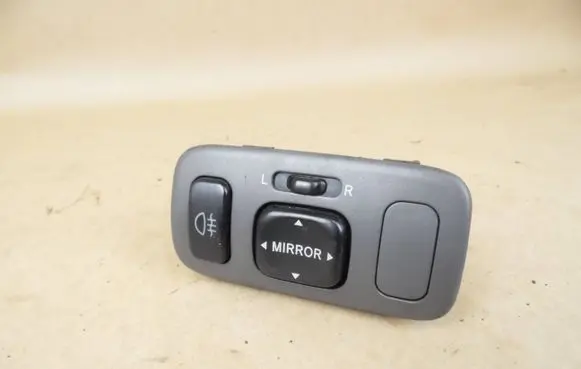 Toyota Corolla E110 Wing mirror switch