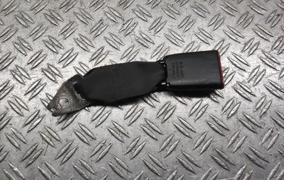 Mitsubishi Lancer VIII Rear seatbelt buckle E034501 B480