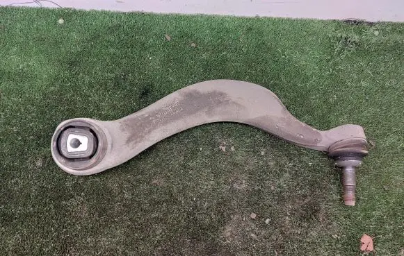 BMW 5 F10 F11 Front control arm EN606216 37852