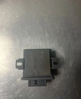 Volkswagen Jetta VI Light module LCM 5WK50466 5M0907357F
