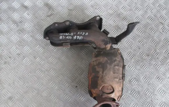 Toyota Corolla E120 E130 Exhaust manifold